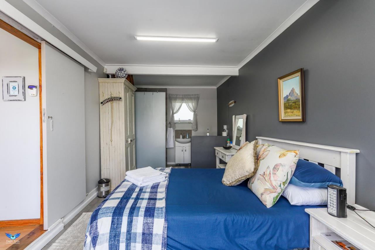 Kanaan - 3 Bedroom Self-Catering Cottage Hermanus Bagian luar foto